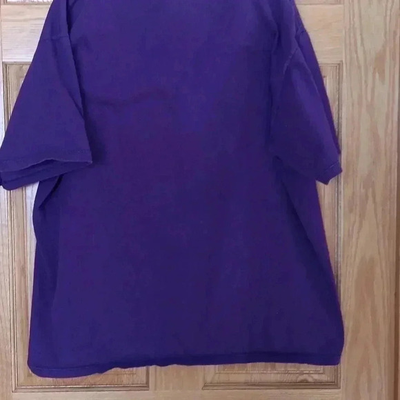 Golden Nugget Varsity gambling team purple t-shirt XL - Picture 6 of 7